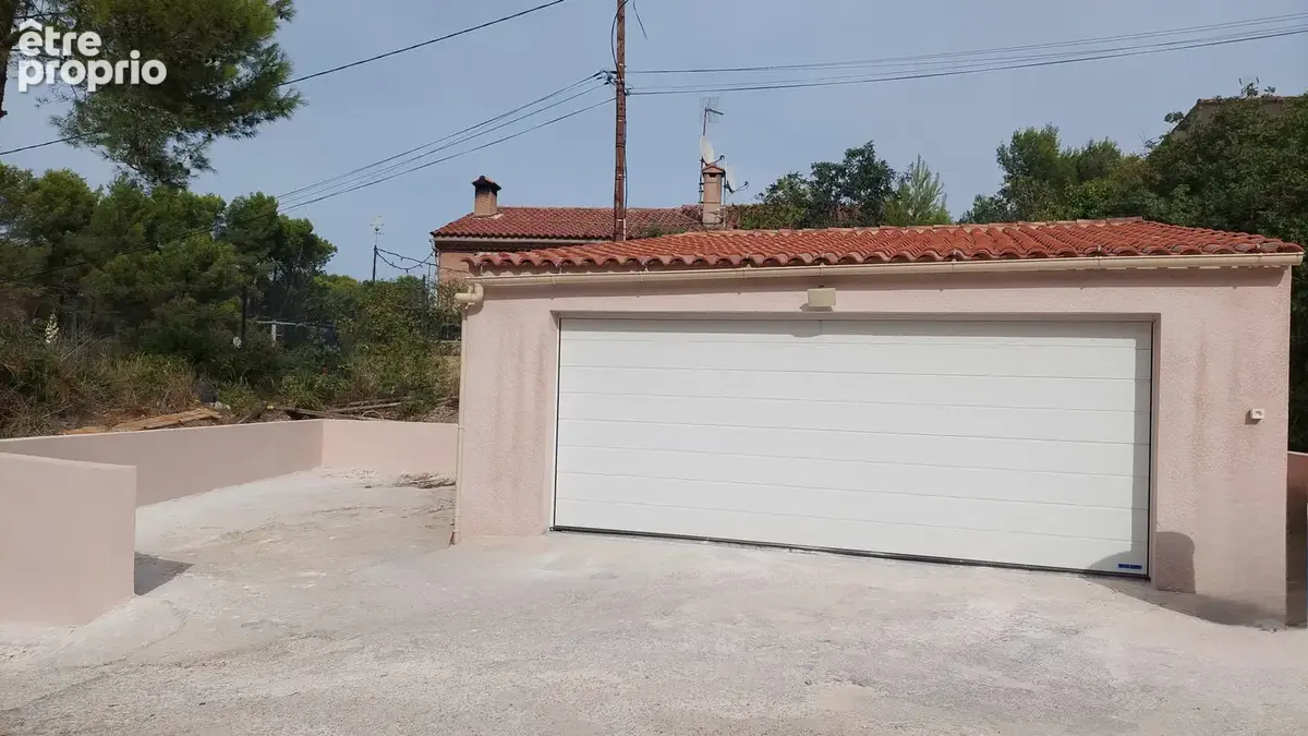 MAISON 170 m2 -  Piscine et Double Garage sur 1042 m2 de terrain - photo 25
