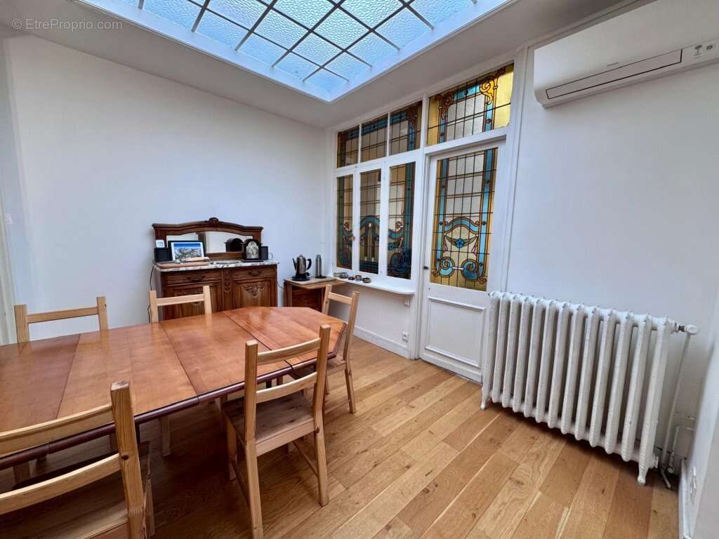 Maison à LA MADELEINE