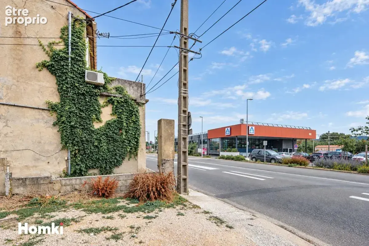 Appartement T3 de 84,94 m² à Bagnols-sur-Cèze 30200, Avenue Général de Gaulle - photo 13