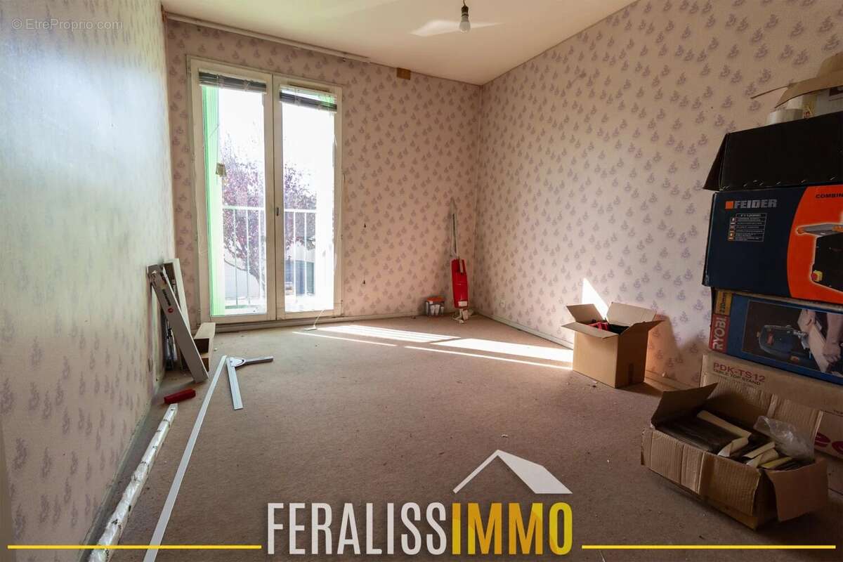 Maison à JOUY-LE-MOUTIER