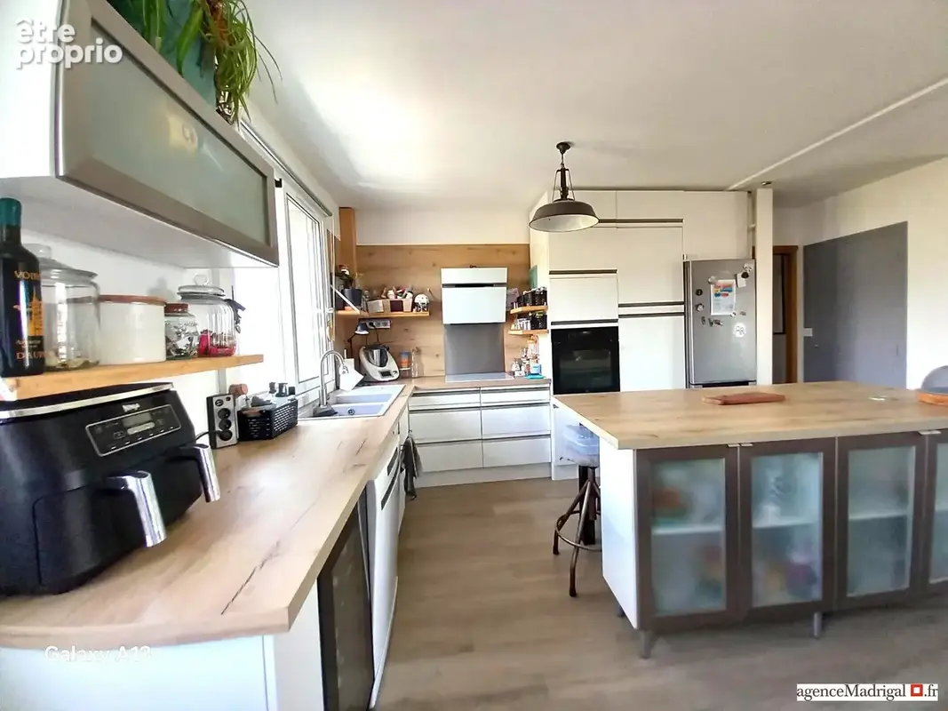 Appartement 88 m² à Voiron  - photo 3