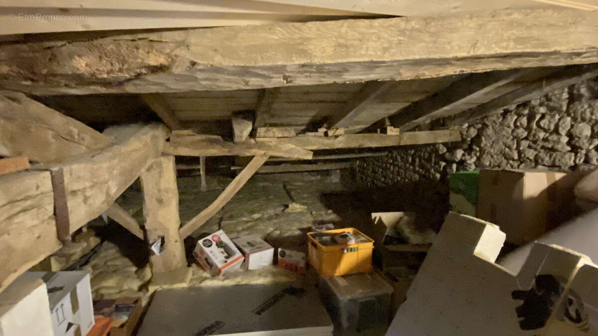 Maison à MORTAGNE-SUR-GIRONDE