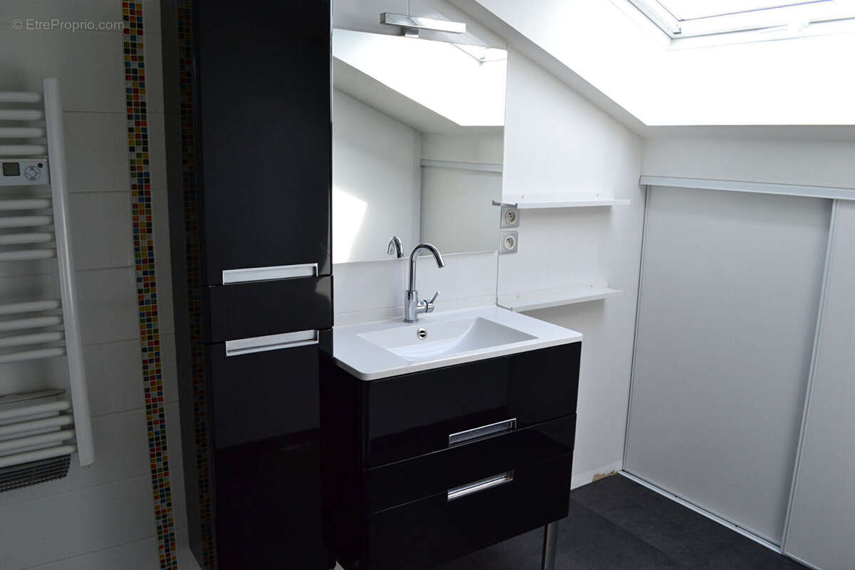 Appartement à LUDRES