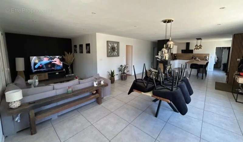 Maison à SAINT-MARCELLIN-EN-FOREZ