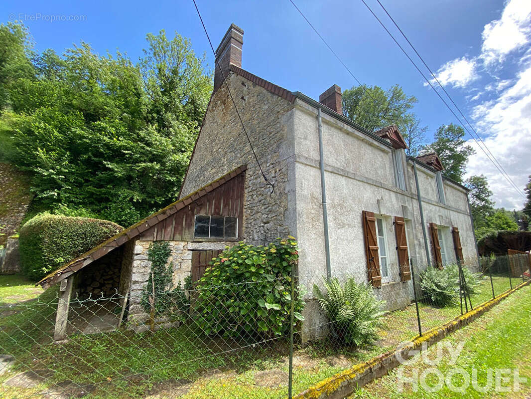 Ancien relais de charme avec terrain arboré et bord du Loir - photo 2