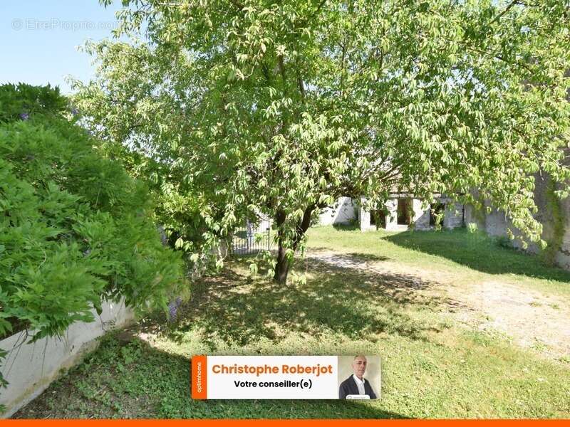 Maison Familiale ATYPIQUE en pierres située entre Chalon sur Saône et Beaune dans un havre de paix de 1700m2 et plus - photo 30