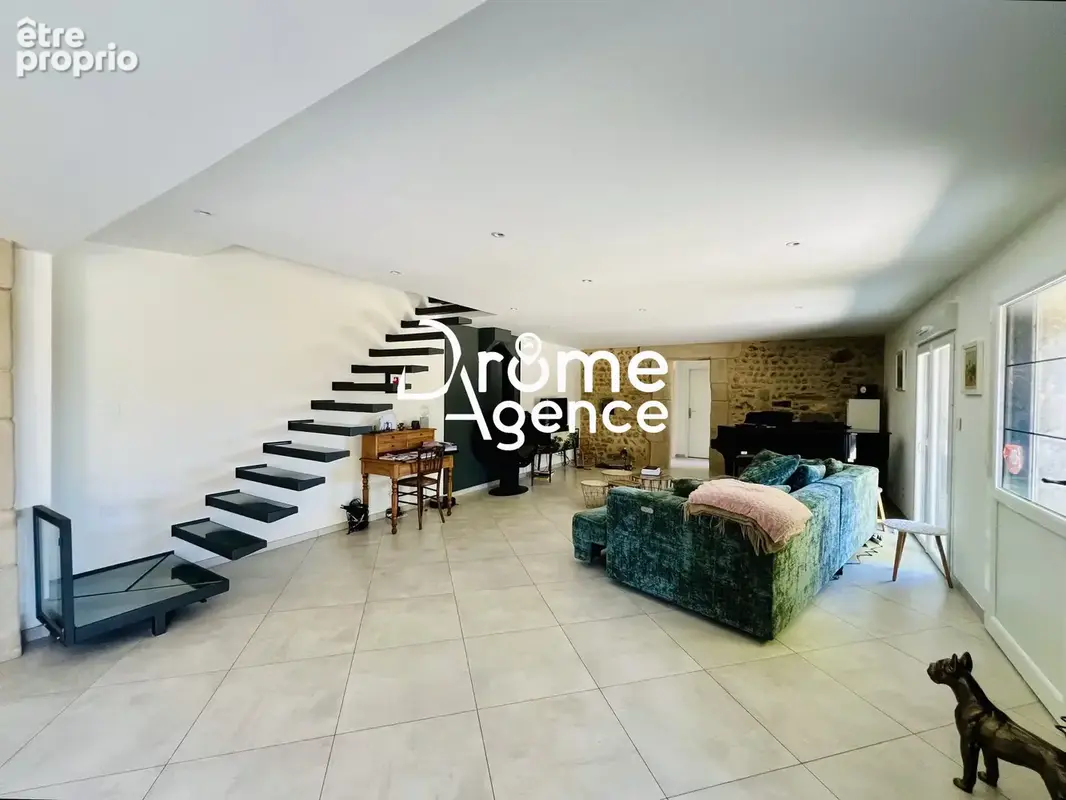 Maison 7 pièces 200 m² à vendre à Chateauneuf-Sur-Isere (26300) - photo 9