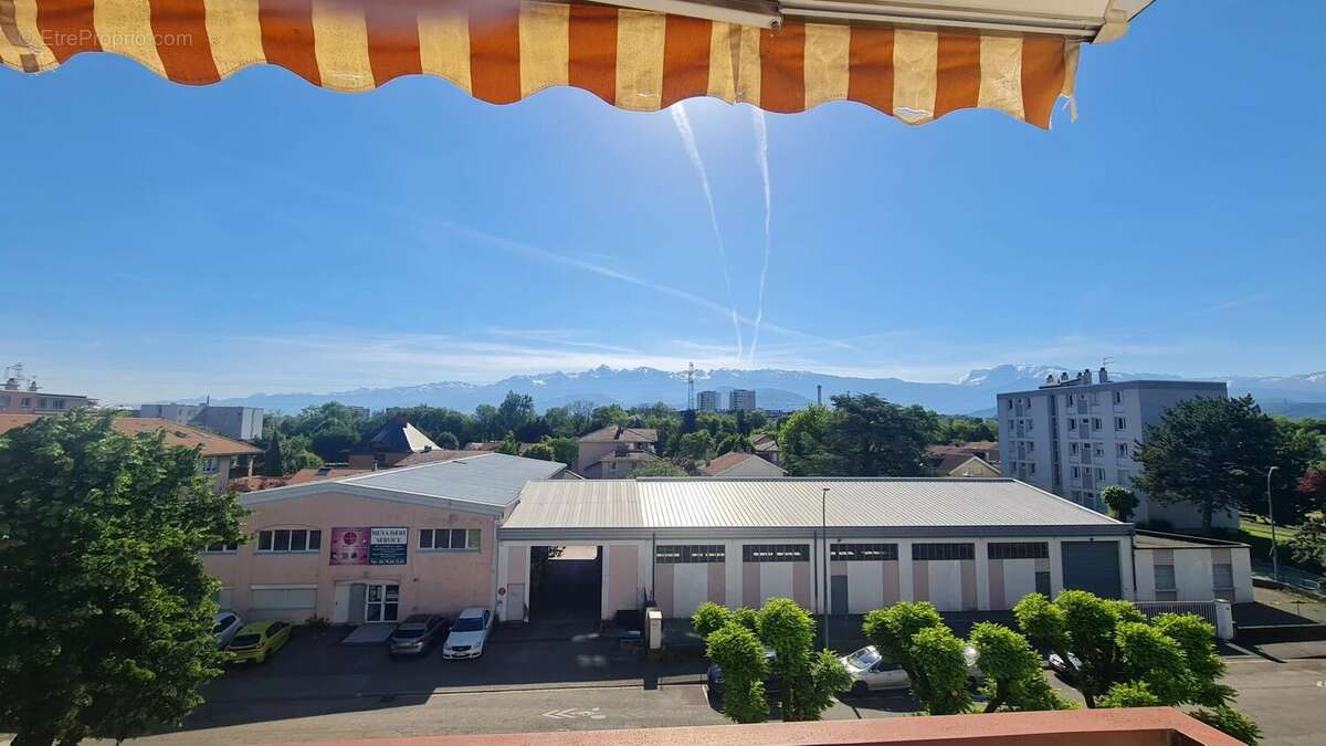Appartement à SEYSSINET-PARISET