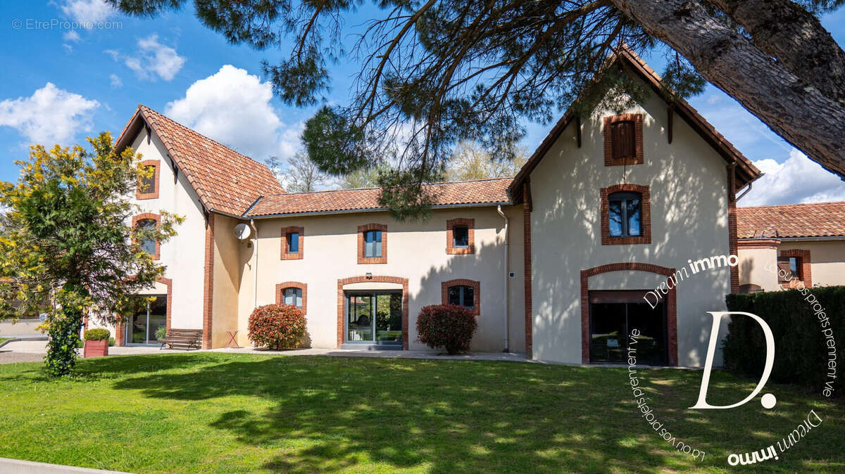 Maison à MEES