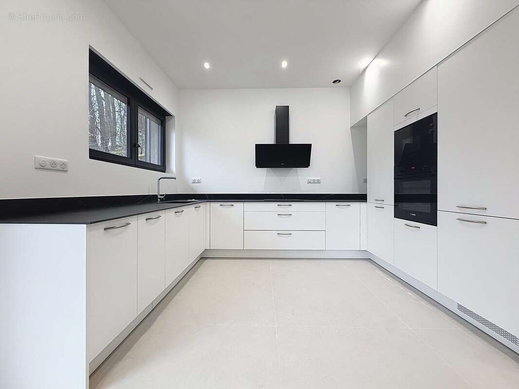 Appartement à CRAVANCHE