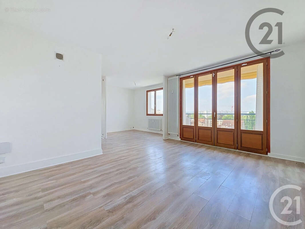 Appartement 63 m² à Troyes  - photo 2