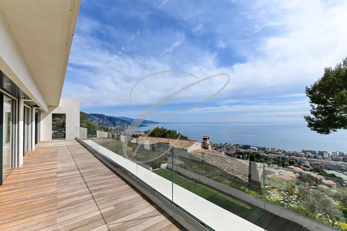 Maison à ROQUEBRUNE-CAP-MARTIN