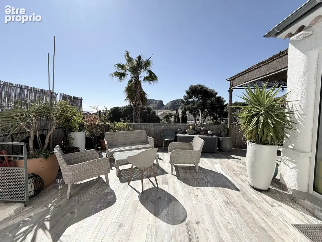 Appartement 3 pièces 115 m² à vendre à La Ciotat (13600) - photo 2