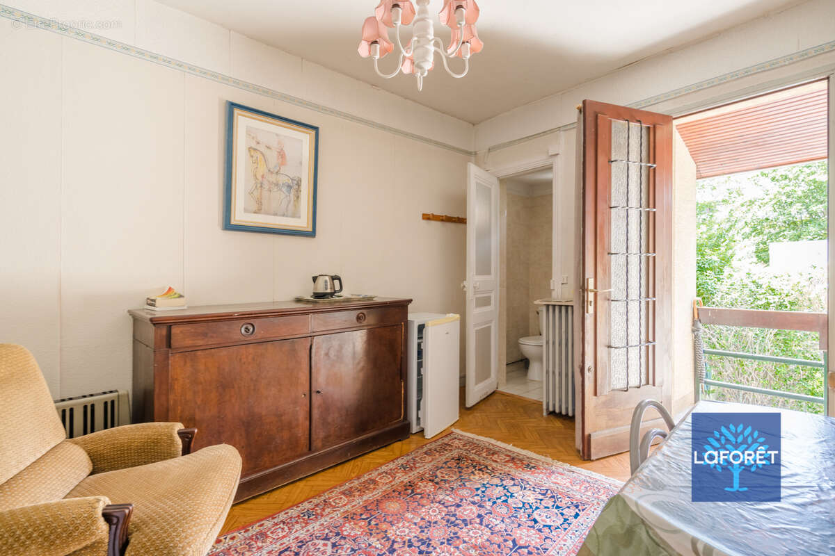 Maison à LES PAVILLONS-SOUS-BOIS