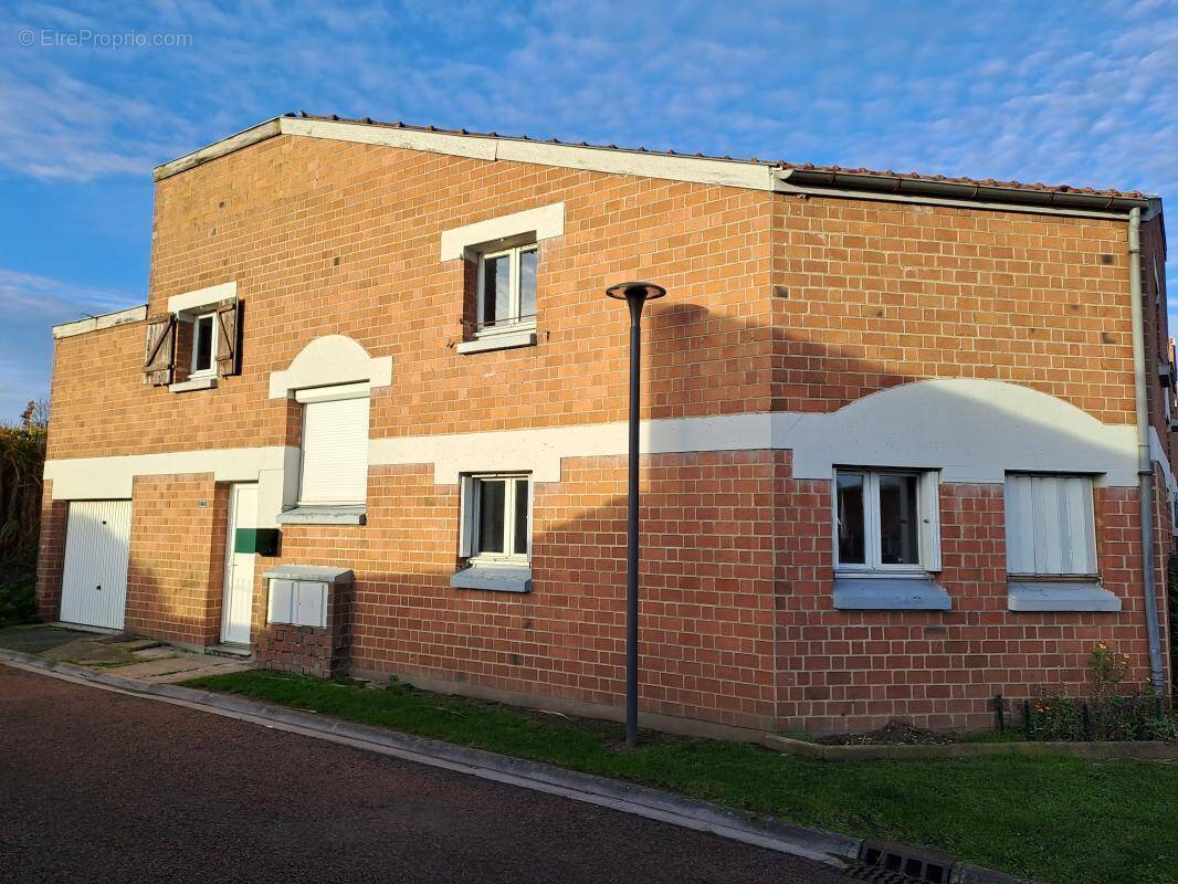 Appartement à COURCELLES-LES-LENS