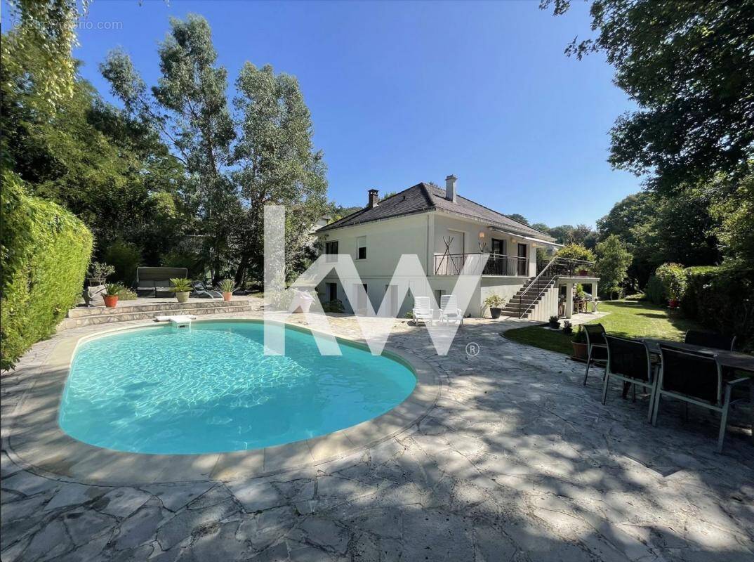 Maison à MONTMORENCY