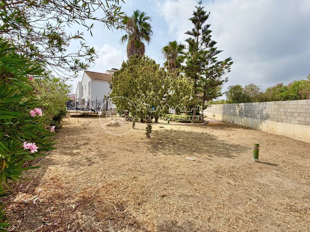 Villa F8 4 Faces 300 m² Canet Plage avec Piscine et Garage - photo 34