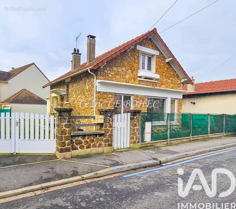 Photo 1 - Maison à BEAUCHAMP