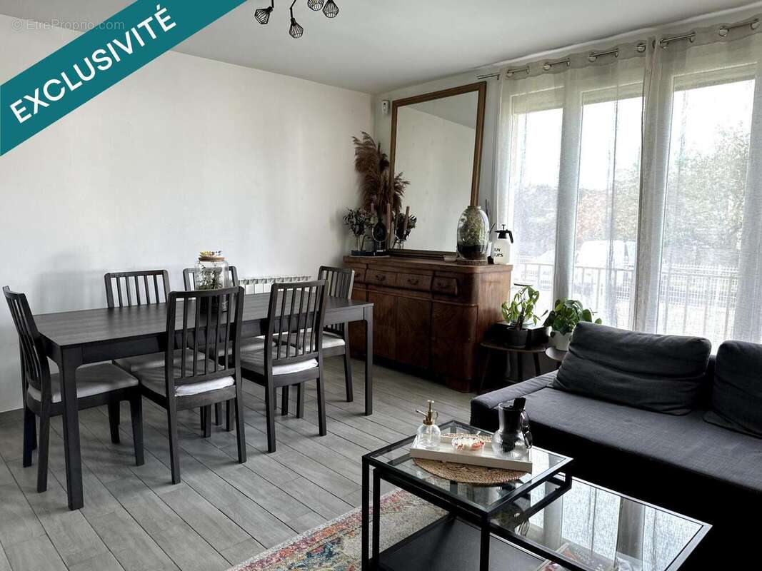 Photo 2 - Appartement à MEYZIEU
