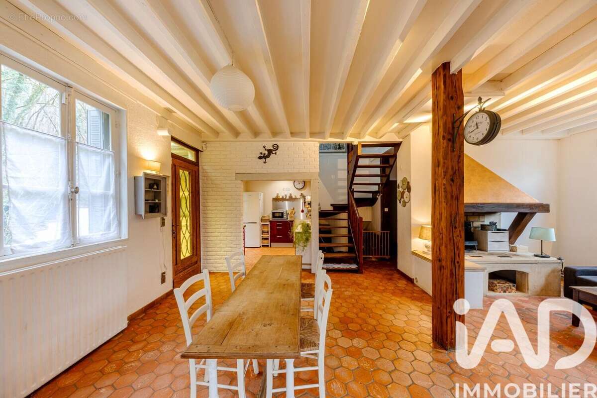 Photo 2 - Maison à VALMONDOIS