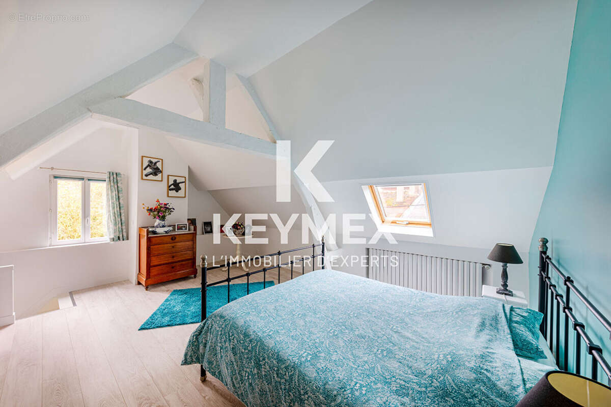 Maison à SAINTE-GENEVIEVE