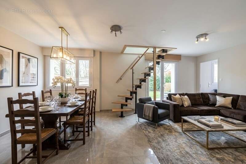 Maison 144m2 de 6 pièces + Un Rez de jardin de 43 m2 de 2 pièces SOISY SOUS MONTMORENCY (95) - photo 15