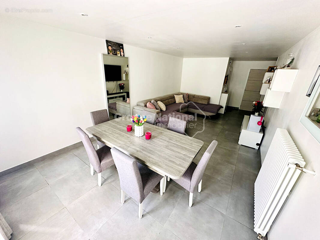 Appartement à VITROLLES