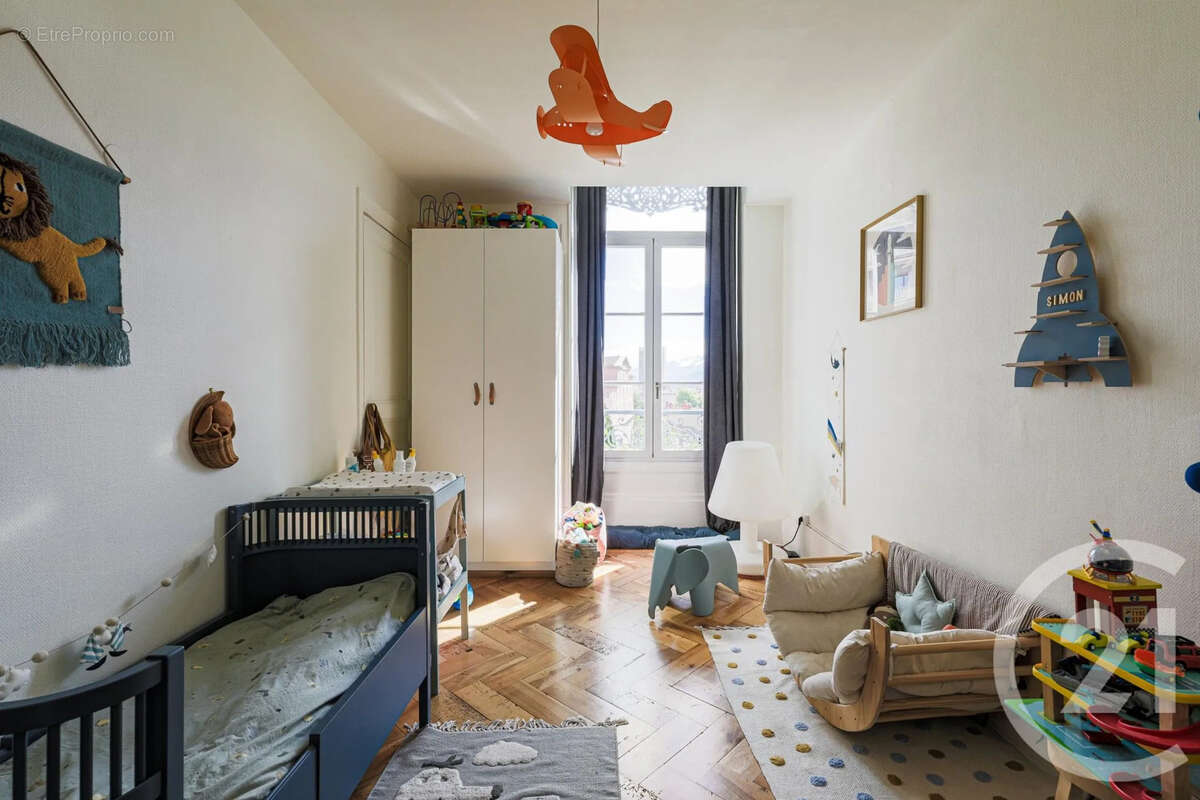 Appartement 130 m² à Grenoble  - photo 16