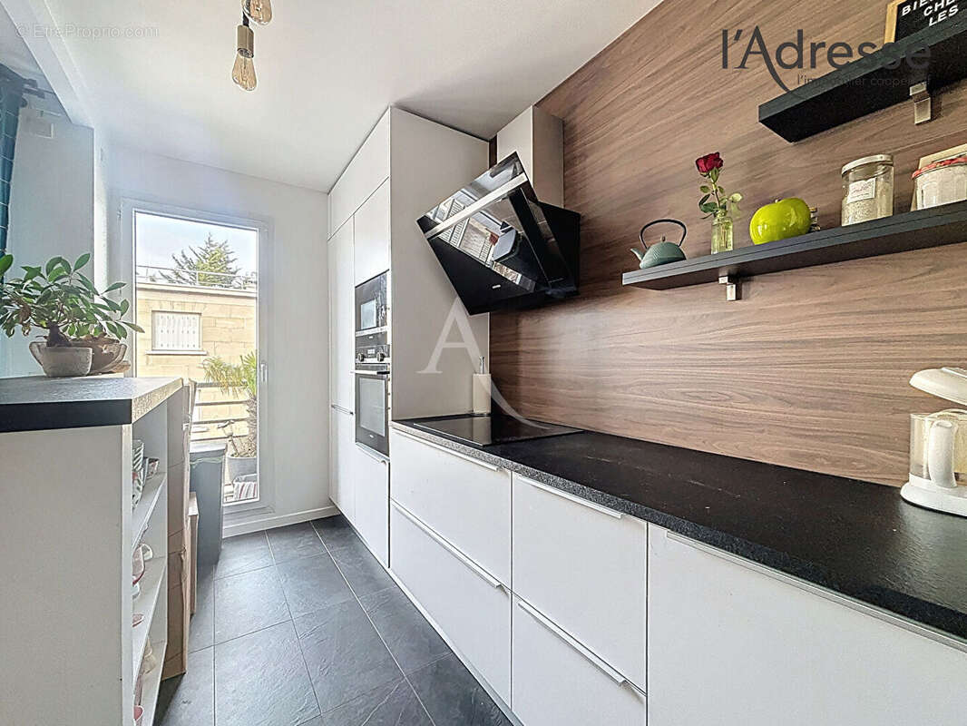 Appartement à SURESNES