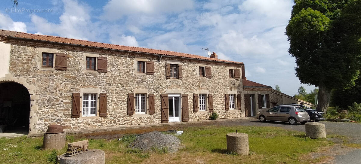 Maison à TILLIERES
