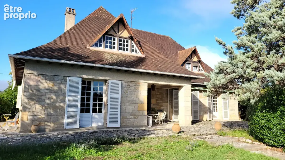 Maison à VILLEFRANCHE-DE-ROUERGUE