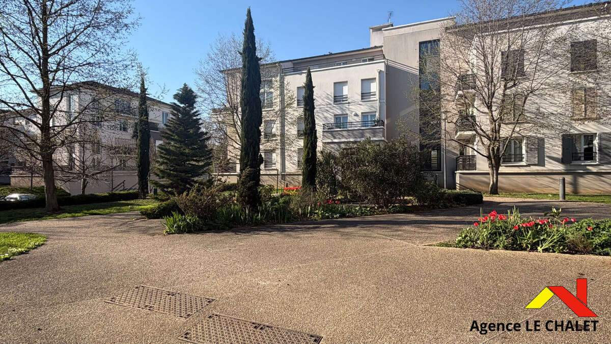 Appartement à VILLENEUVE-LE-ROI