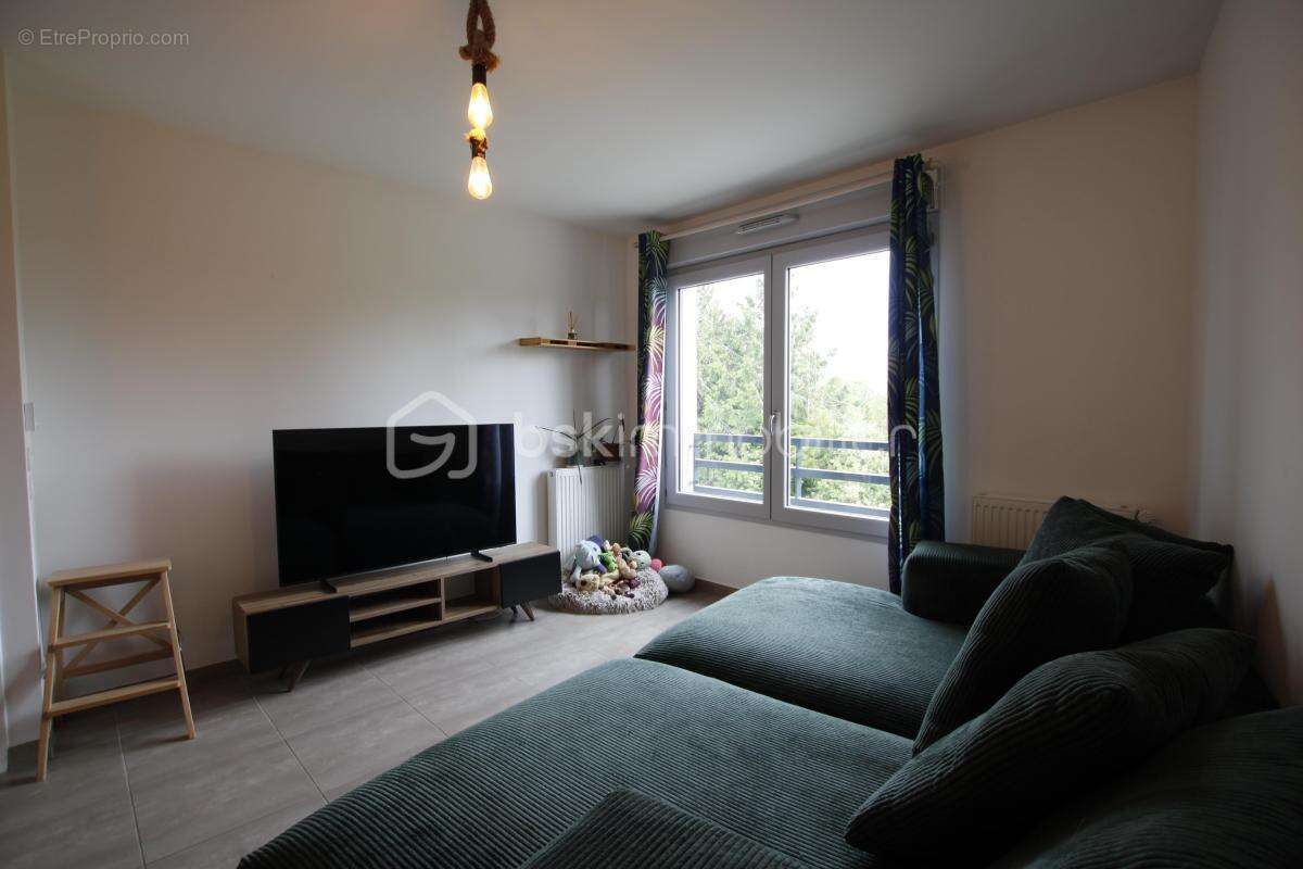 Appartement à MOISSY-CRAMAYEL
