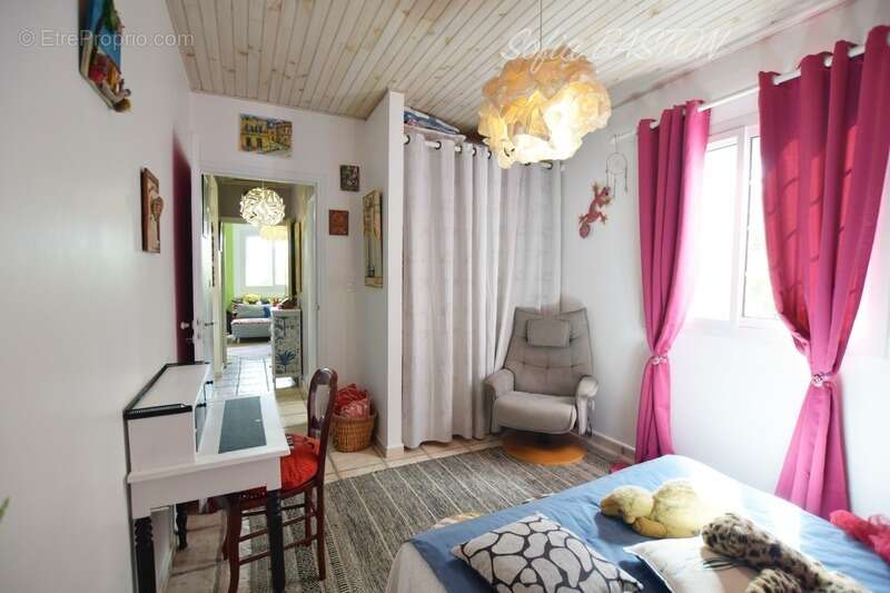 Maison à LES TROIS-ILETS