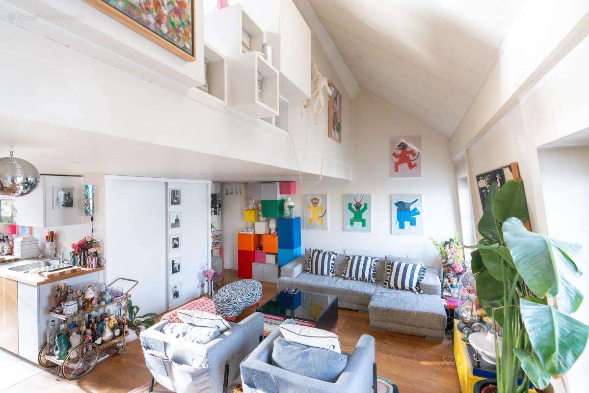 Appartement à PARIS-11E