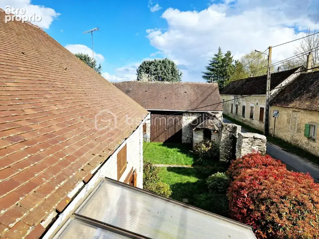 Maison à fort potentiel avec dépendances – Très beau jardin arboré - photo 6