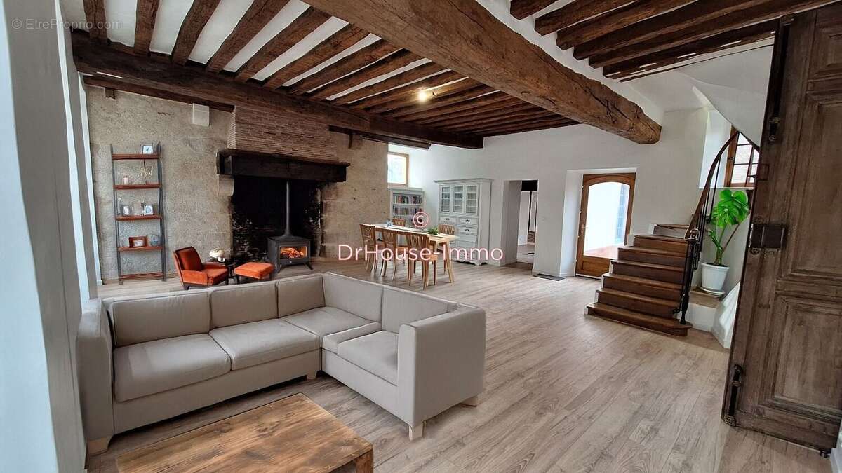 Maison à COULOMMIERS