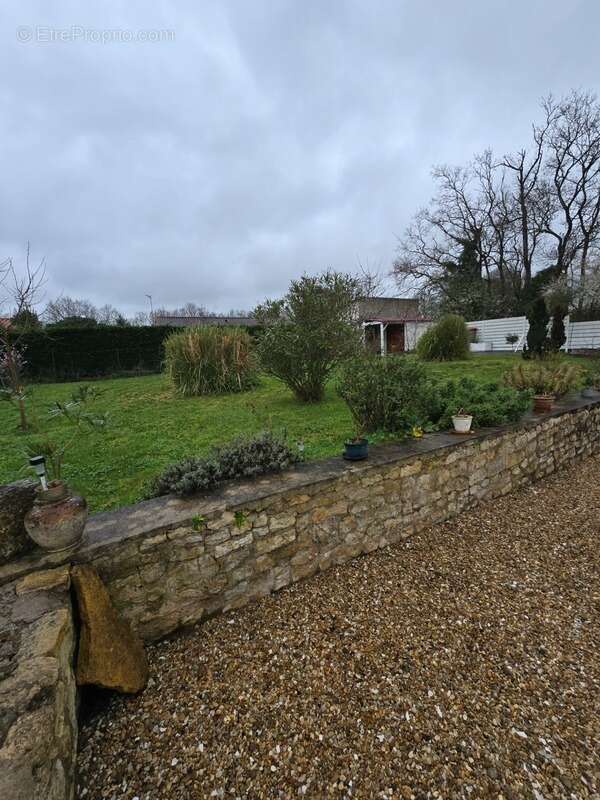 Maison à MAREUIL-SUR-LAY-DISSAIS