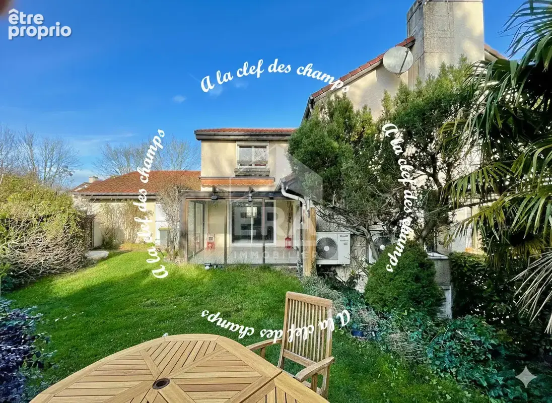 Maison à GIF-SUR-YVETTE