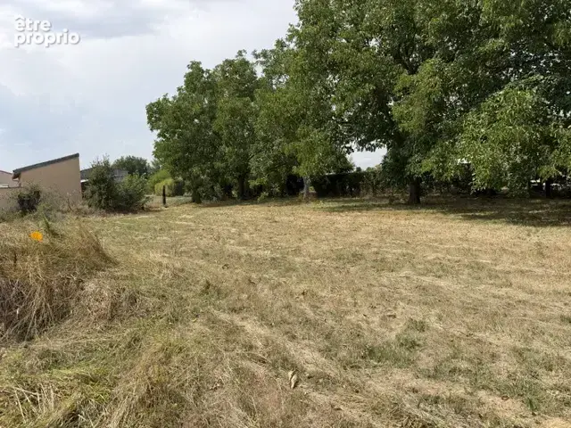 Terrain à bâtir de 600 M2 - photo 2