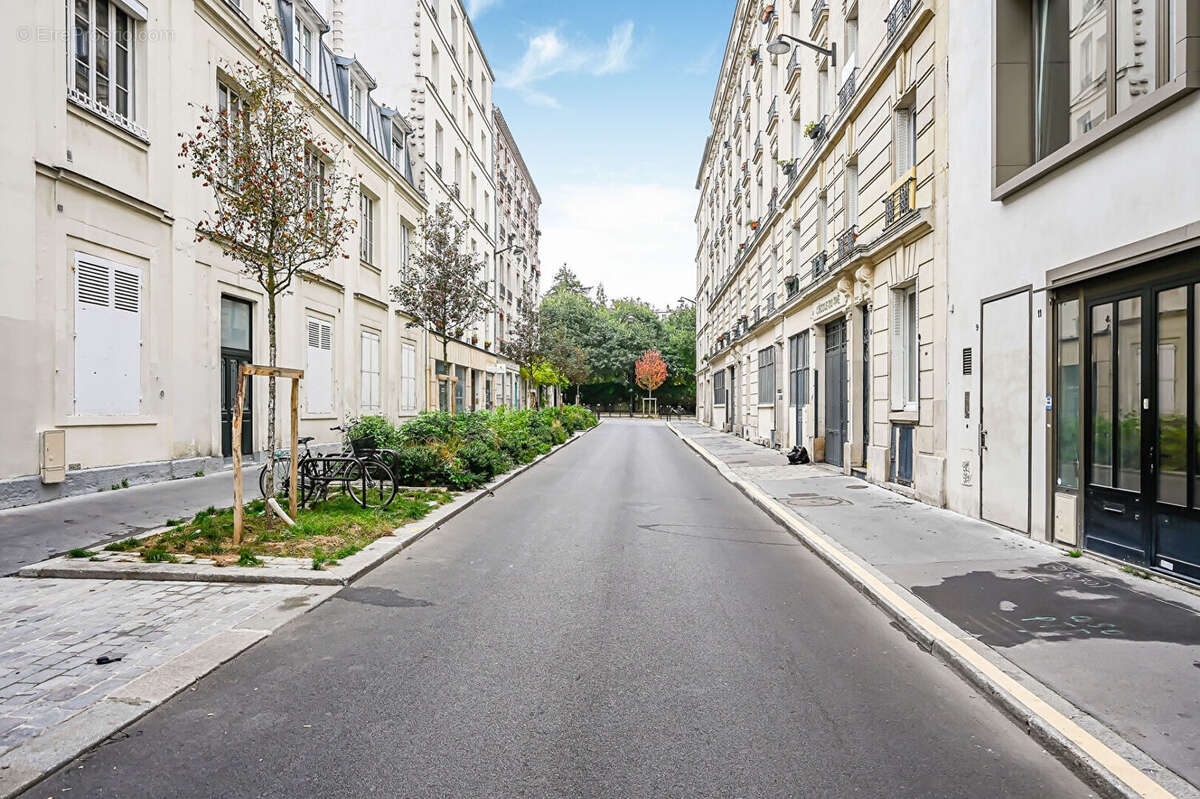 Appartement à PARIS-11E