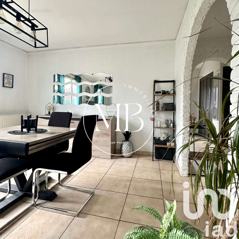 Photo 2 - Maison à BLAINCOURT-LES-PRECY