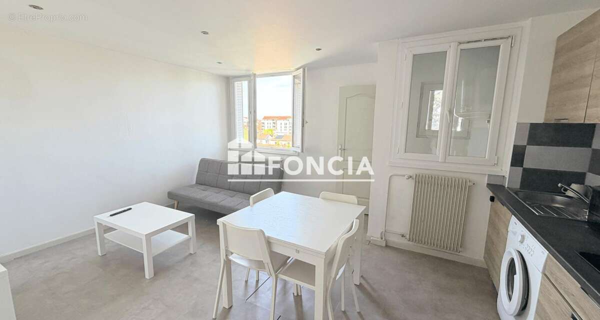 Appartement à VILLEURBANNE
