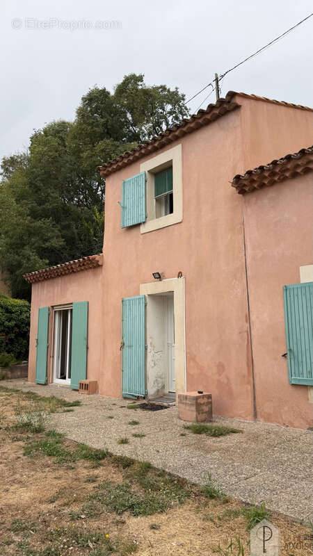 Maison à EGUILLES