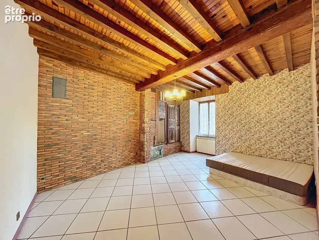 22MN CLERMONT - Maison de village avec grande pièce à vivre - photo 4