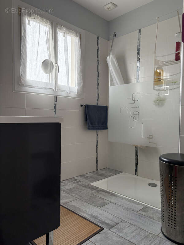 Maison à AZAY-SUR-CHER