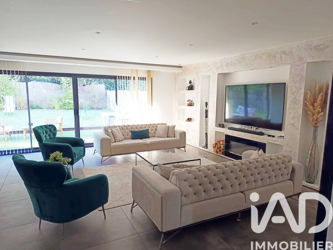 Photo 1 - Maison à LA CHAPELLE-SUR-ERDRE