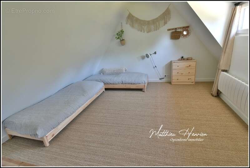 Maison à SYLVAINS-LES-MOULINS