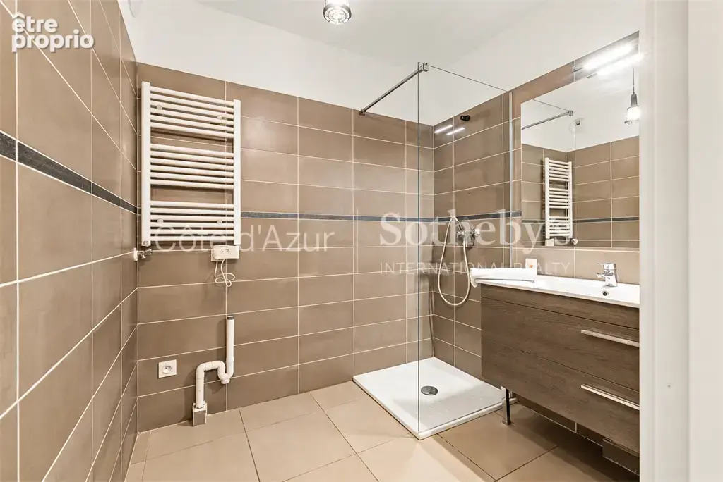 Nice quartier du Port, appartement avec grande terrasse rue Papon - photo 16