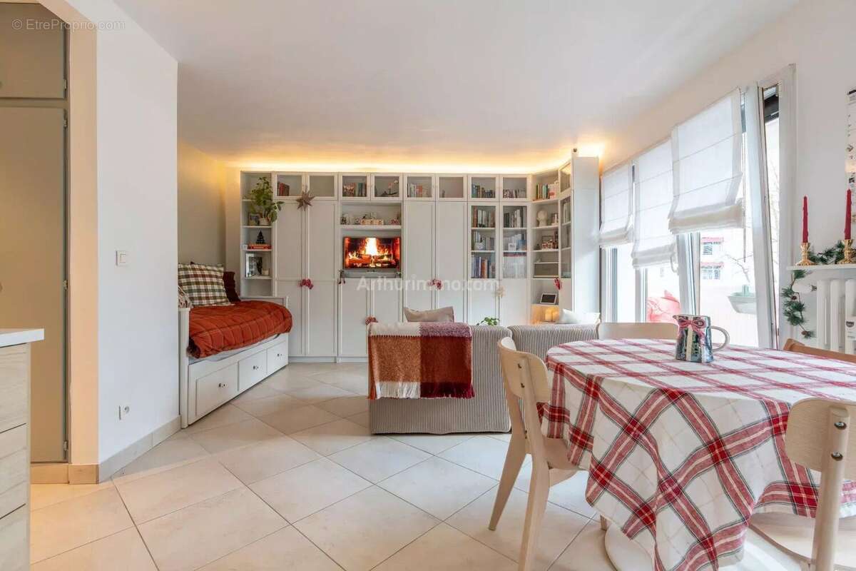 Appartement à THORIGNY-SUR-MARNE